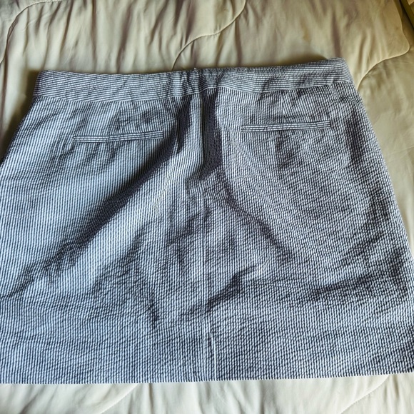 J. Crew Stylish seer sucker Skirt with Button Accents - Picture 4 of 6